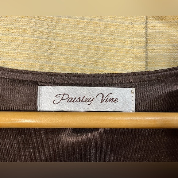 Paisley Vine Brown Tassle top Large - Picture 2 of 7